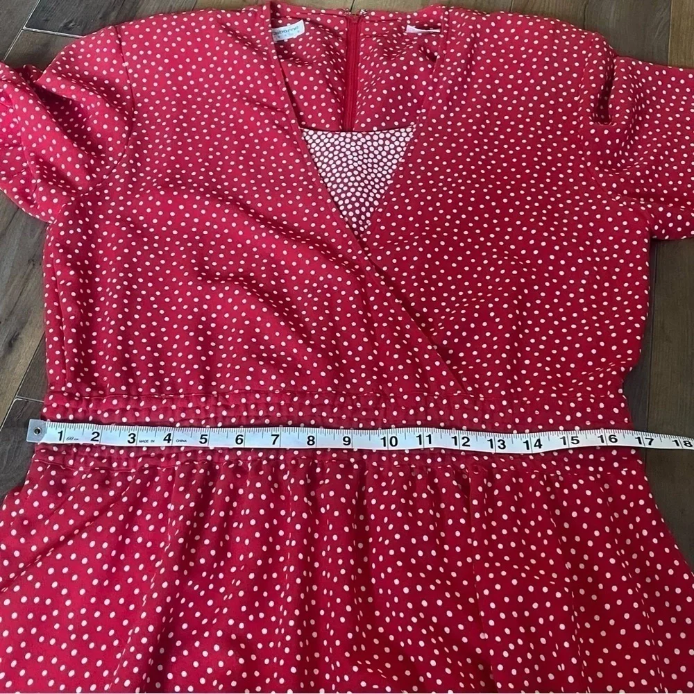 Liz Claiborne | Red and White Maxi w/ shoulder pads | size 6